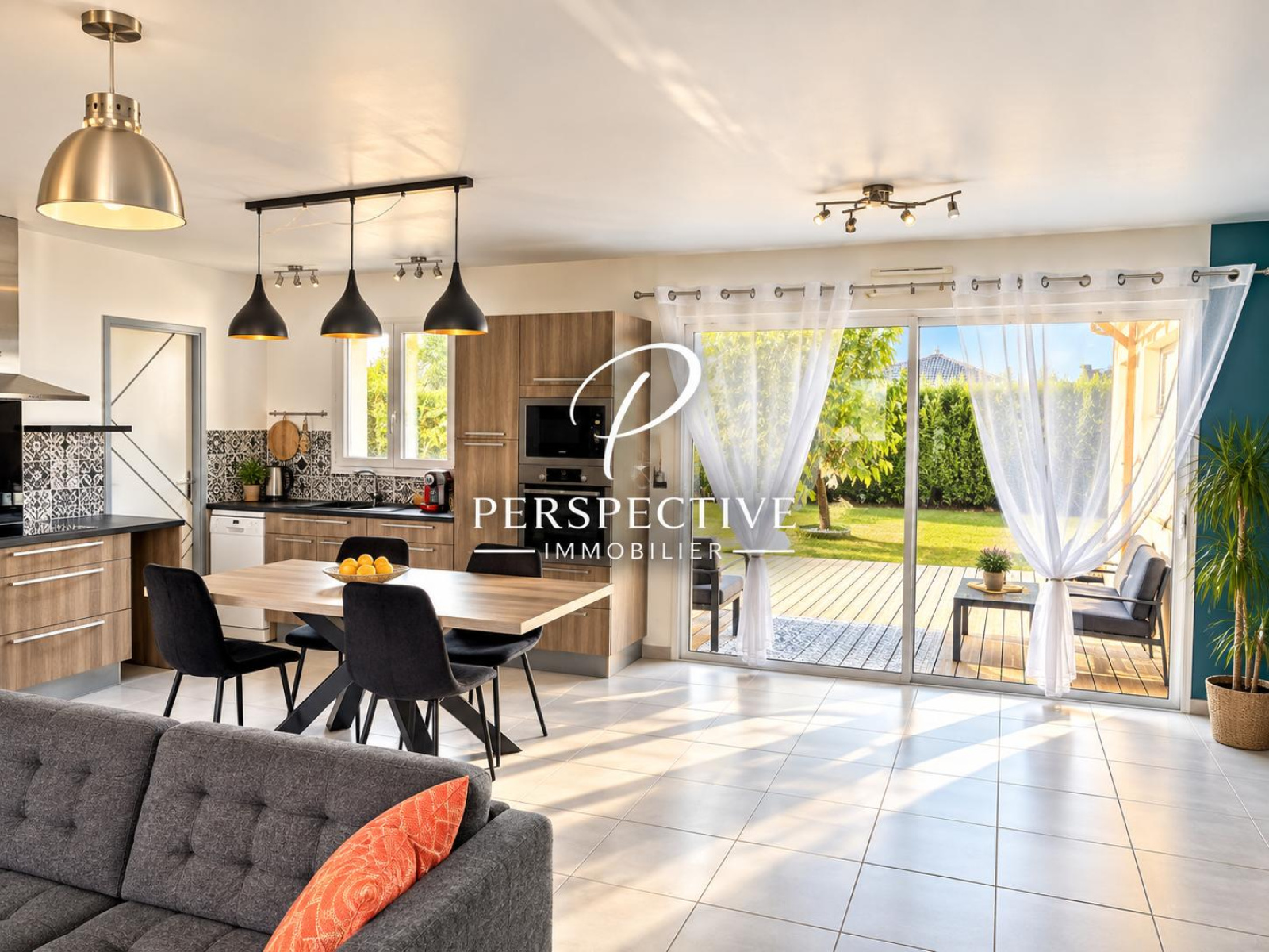 Maison 5 pièces 120 m² · à Tresses · 120 m² · 389 000 €